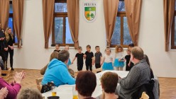 Posezeni pro dříve narozené